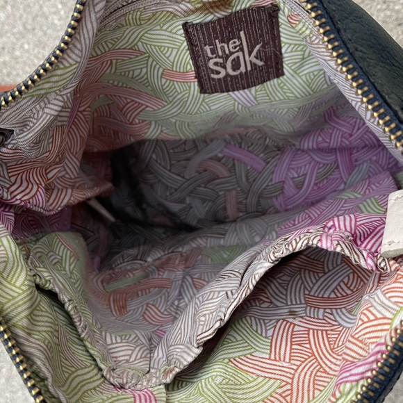 The Sak Kendra Cream Blue & Brown Leather Crossbody or Shoulder Bag preloved - Picture 6 of 7